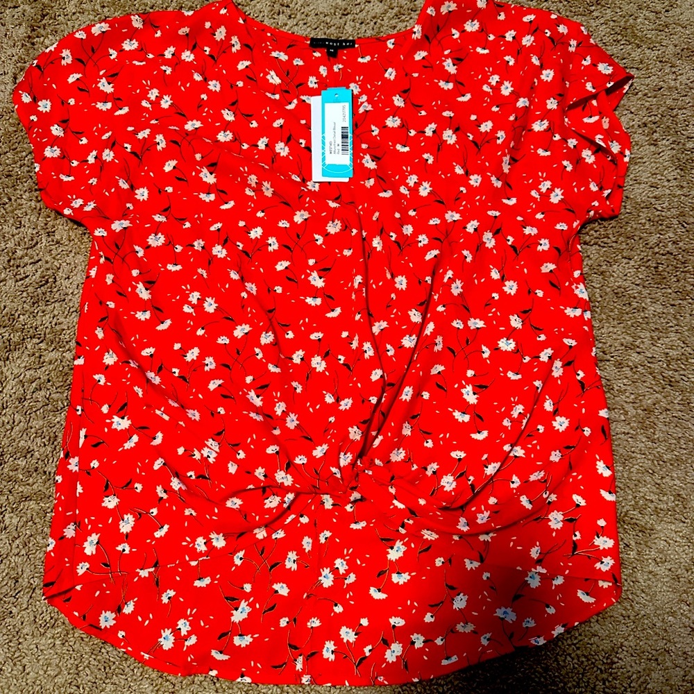 Women’s NWT blouse from stitch fix brand